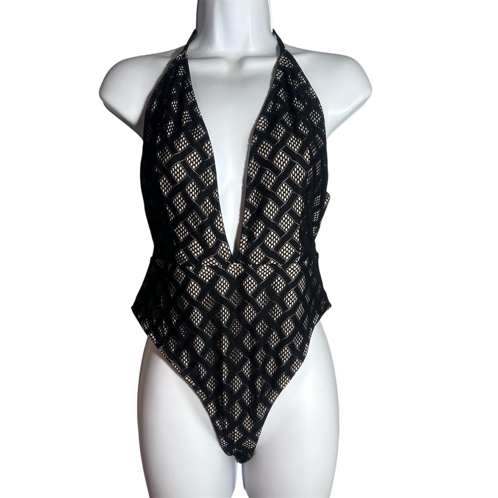 Forever 21 NWT black & nude one piece swimsuit bathing suit women’s large
